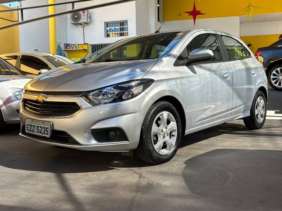 CHEVROLET ONIX 1.4 MPFI LT 8V FLEX 4P MANUAL CHEVROLET ONIX 1.4 MPFI LT 8V FLEX 4P MANUAL